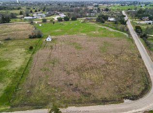 6600 Hollow Heights Dr, Bryan, TX 77808