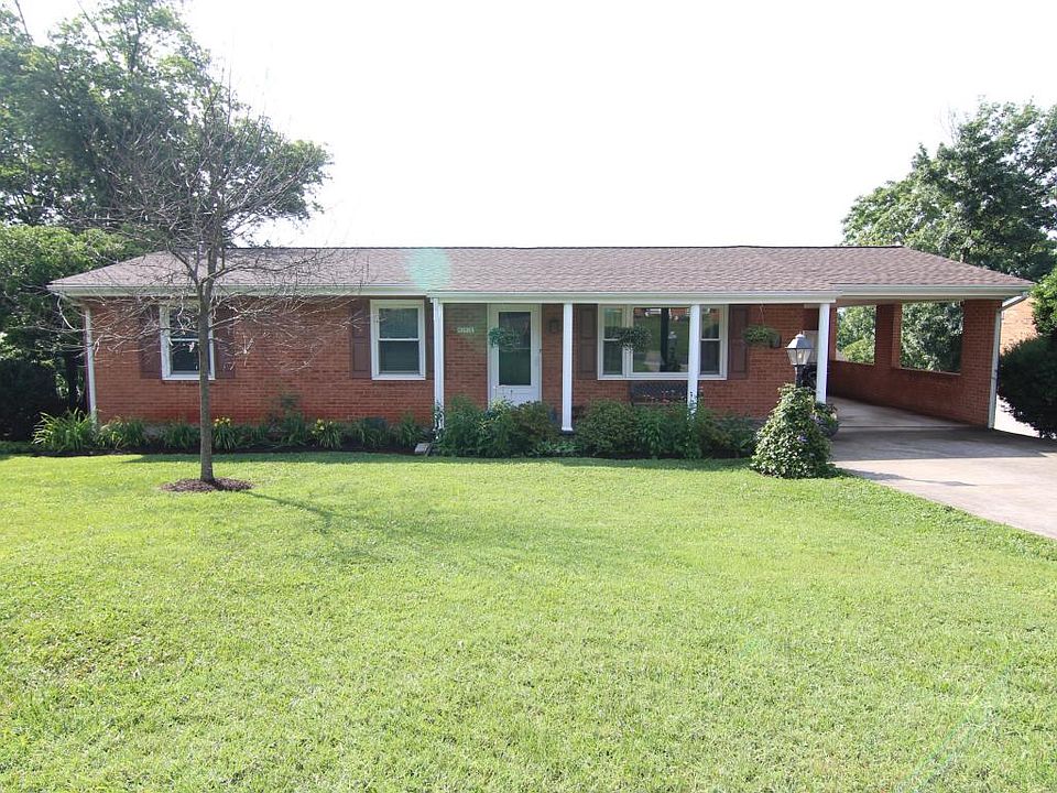 1st image of 441 McGeorge Dr