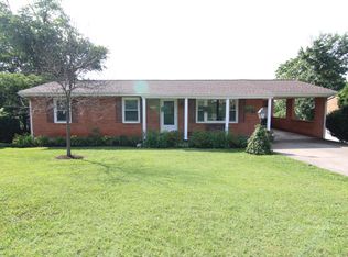 441 McGeorge Dr, Vinton, VA 24179