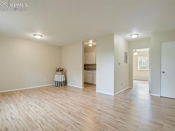 4th image of 1708 Sawyer Way APT 264