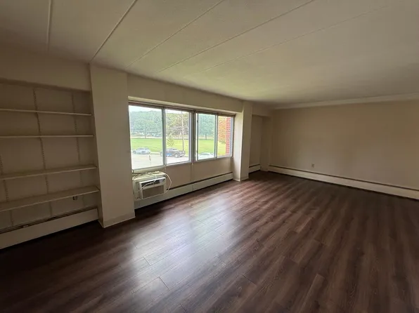 Blackstone Apartments, 206 Washington St #28, Norwich, CT 06360