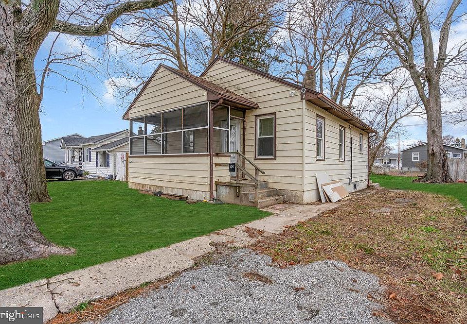 1st image of 110 Highland Ave