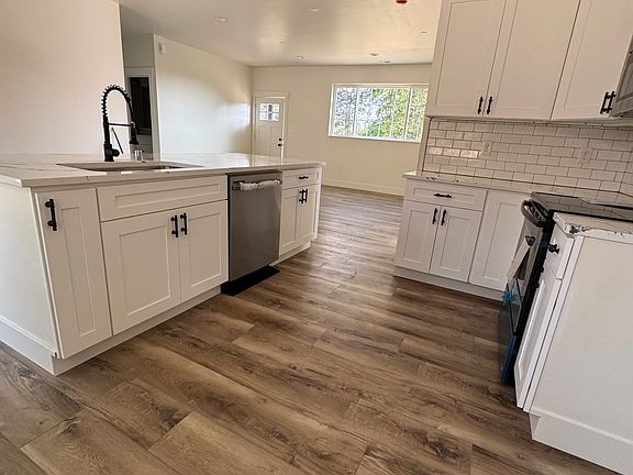 4th image of 9908 237th Street Ct E