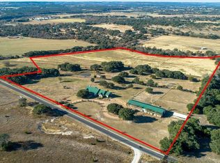 2812 Cottonwood Rd, Blanco, TX 78606