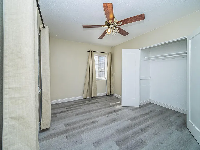 2576 Violet St — Photo 16