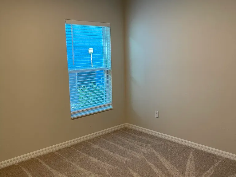 3368 N Park Dr — Photo 14
