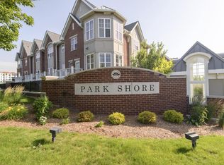 Park Shore Condominiums, Saint Francis, WI 53235