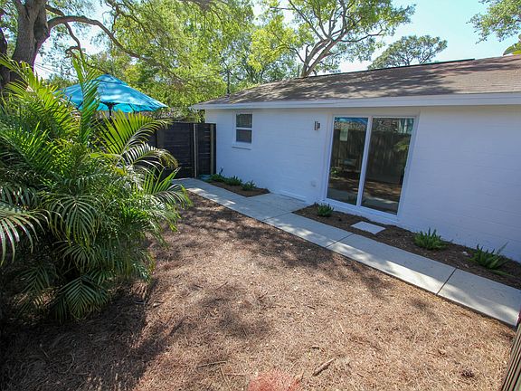 2nd image of 3219 W Barcelona St #1