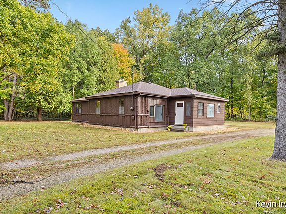2nd image of 5804 Verta Dr NE