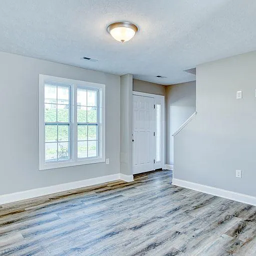 3 bed, 3.5 bath, 1782 sqft, $1,780 — Photo 3
