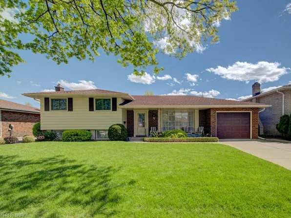 11 Pippin Dr, Brantford, ON N3R 5V8
