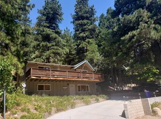 31056 Valley Oak Dr, Running Springs, CA 92382