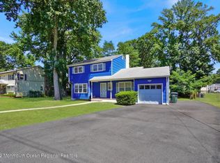 1905 Westfield St, Oakhurst, NJ 07755