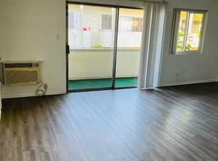 537 N El Molino Ave APT 21, Pasadena, CA 91101