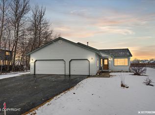 13649 E Grassland Cir, Palmer, AK 99645