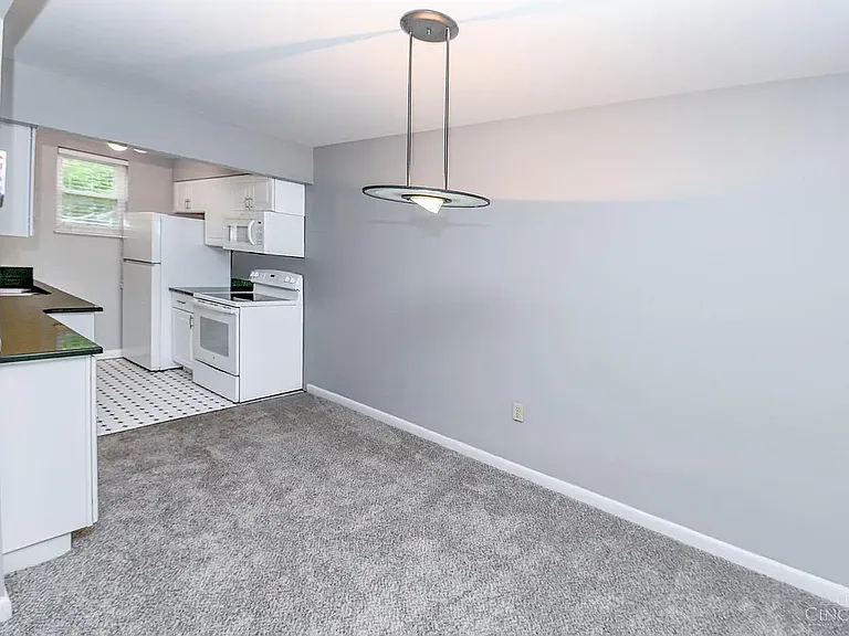 801 Delta Ave #2A — Photo 9