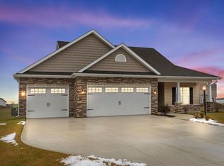 3412 Bruin Pass, Auburn, IN 46706