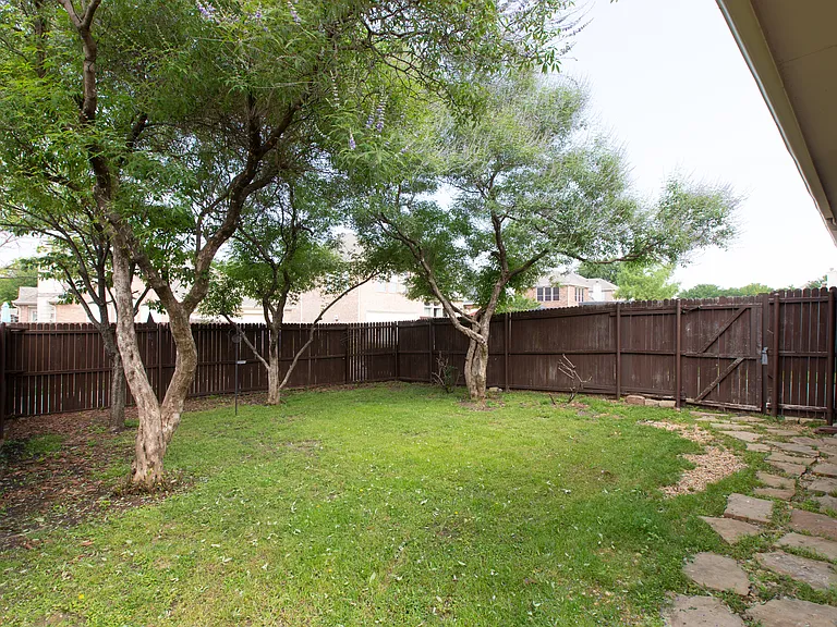 11259 Blackhawk Dr — Photo 31