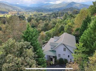 3023 Bear Ln, Hiawassee, GA 30546