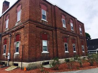 22 School St, Lebanon, NH 03766