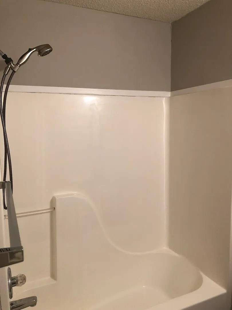368 Cobblestone Way in Oxford Town home — Photo 2