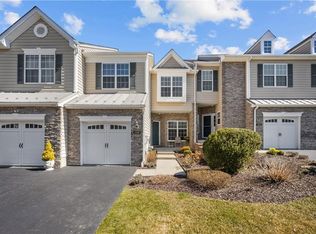 1226 Hustis Dr, Fishkill, NY 12524