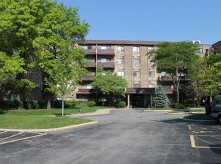 700 Wellington Ave UNIT 109, Elk Grove Village, IL