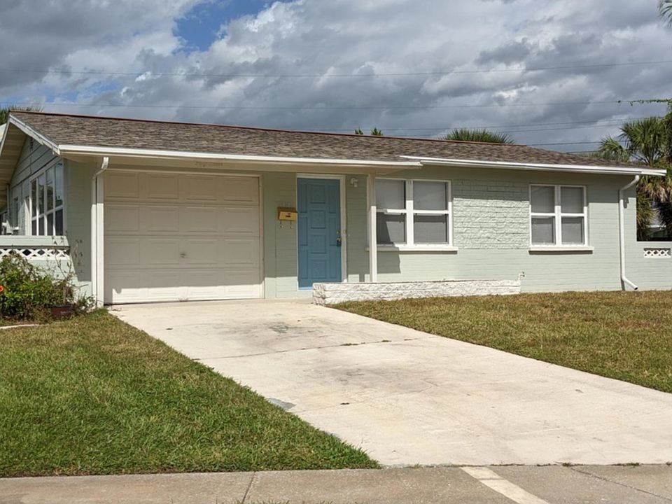 1st image of 53 Sunny Shore Dr