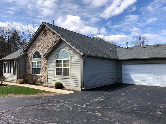 3rd image of 2040 Olmstead Dr #7D