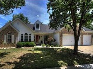16071 Nantucket Island Dr, Grover, MO