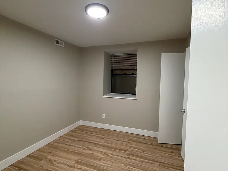 5360-5362 Patton Ave #A — Photo 10