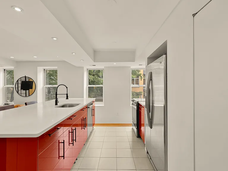 2370 Champlain St NW #21 — Photo 4