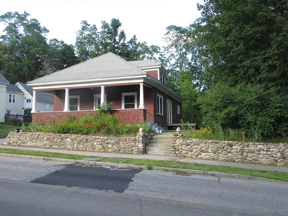 229 Elm Street, Laconia, NH 03246 Zillow