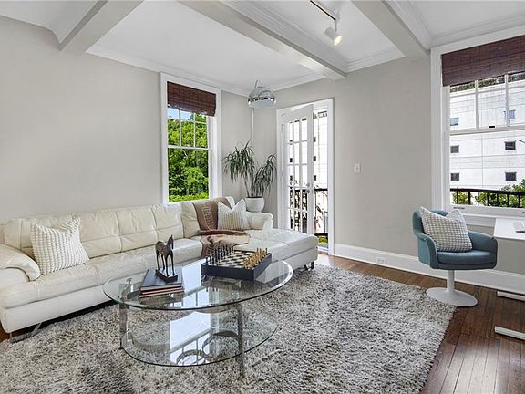 3rd image of 2840 Peachtree Rd NW APT 406