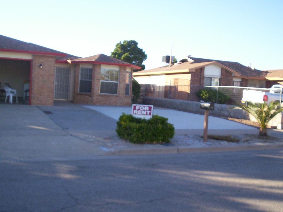 1st image of 11885 Scott Simpson Dr