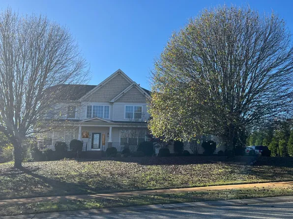 1047 Hearth Ln SW, Concord, NC 28025