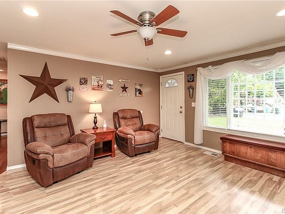 4th image of 23814 65th Avenue Ct E