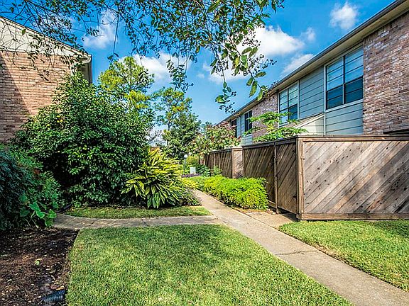 2nd image of 8801 Hammerly Blvd APT 1901