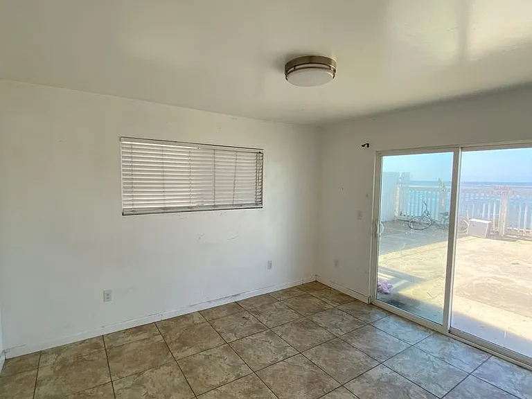 6653 Del Playa Dr — Photo 23