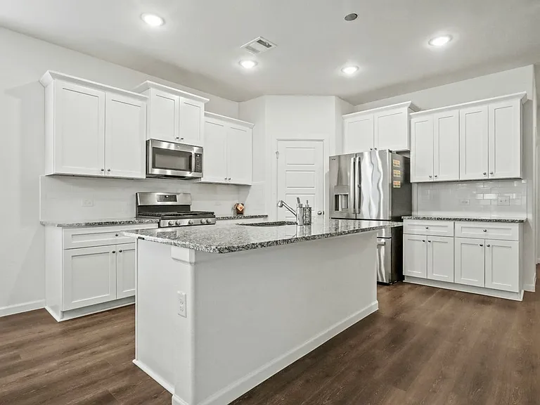 5321 Waterview Ct — Photo 6