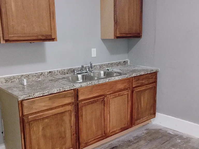 2744A Burlingame St — Photo 4