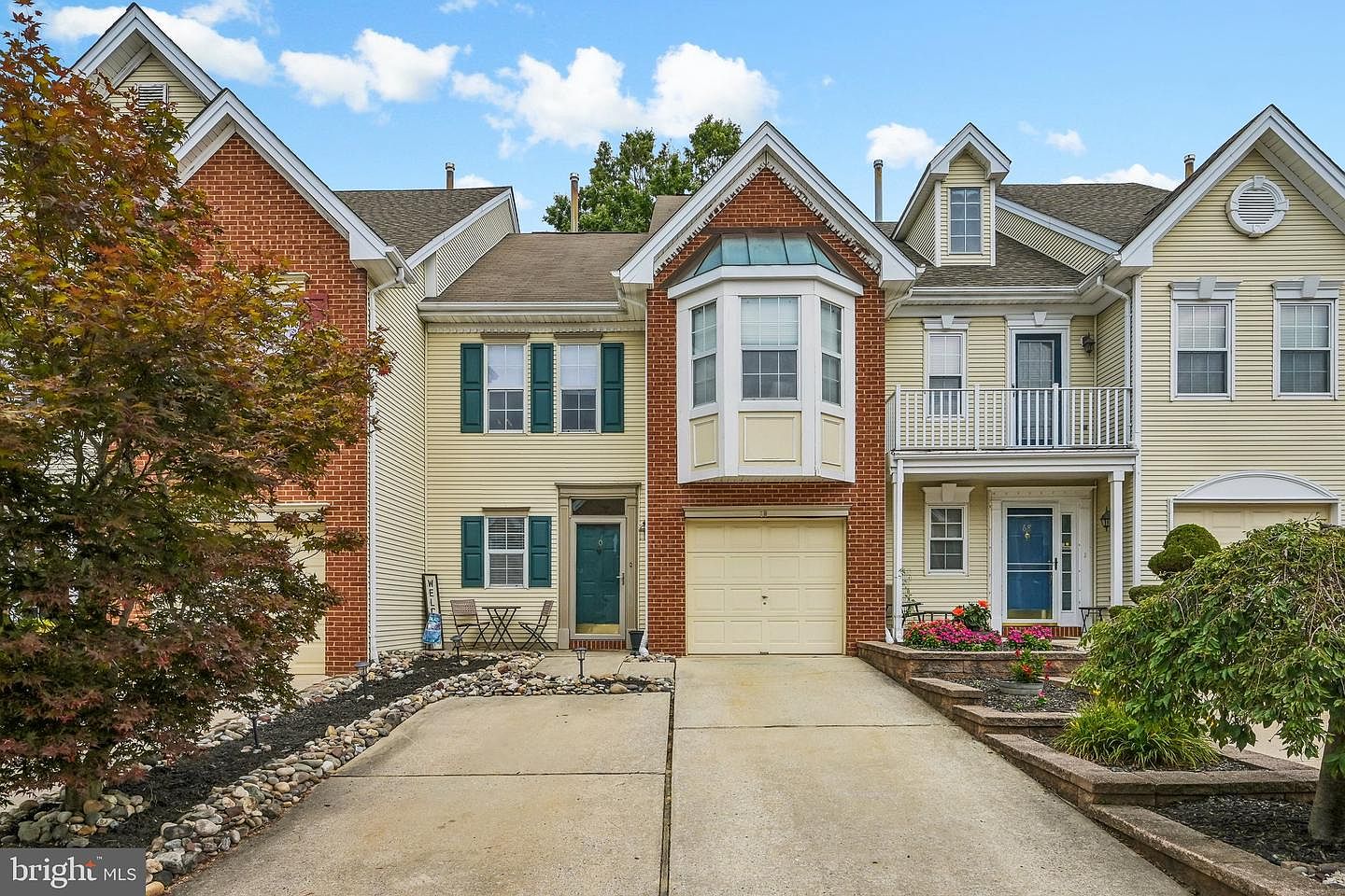 70 La Costa Dr — Valley Brook Golf Club