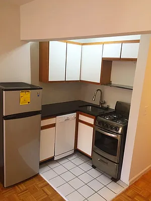 Rented by Bohemia Realty Group | media 13