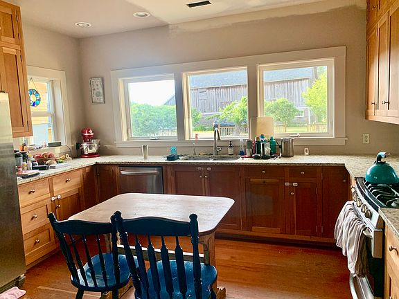 Open kitchen