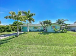 5205 Pocatella Ct, Cape Coral, FL 33904