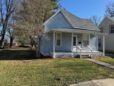 804 N Main St, Saint Elmo, IL, 62458