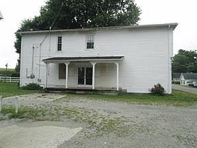 2nd image of 3898 Woodlawn Rd