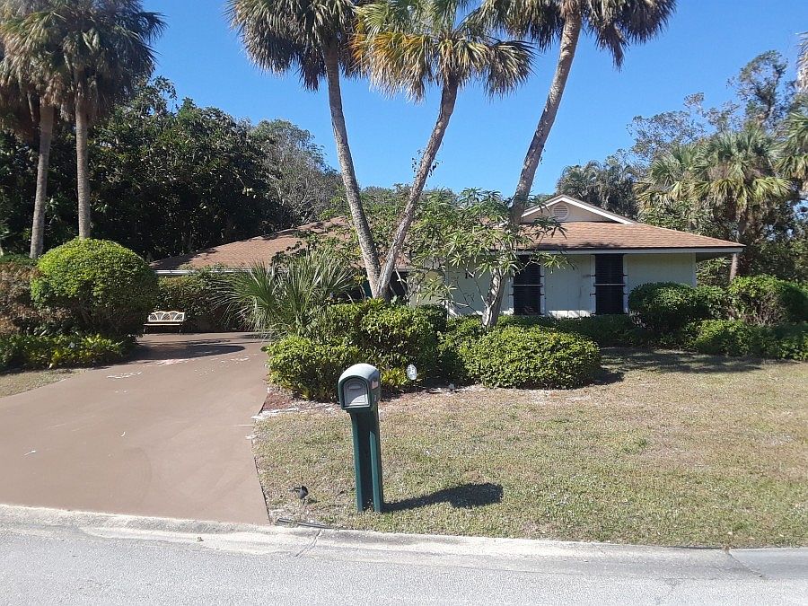 1st image of 14 Perriwinkle Ln