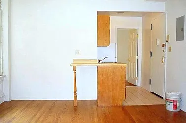 Rented by Balass Ralph, LREB