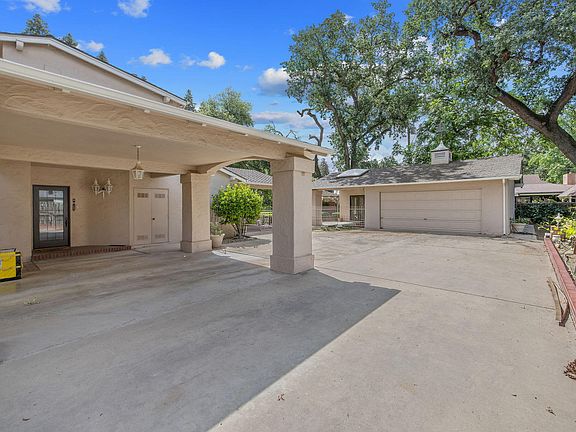 4th image of 1409 W Beverly Drive